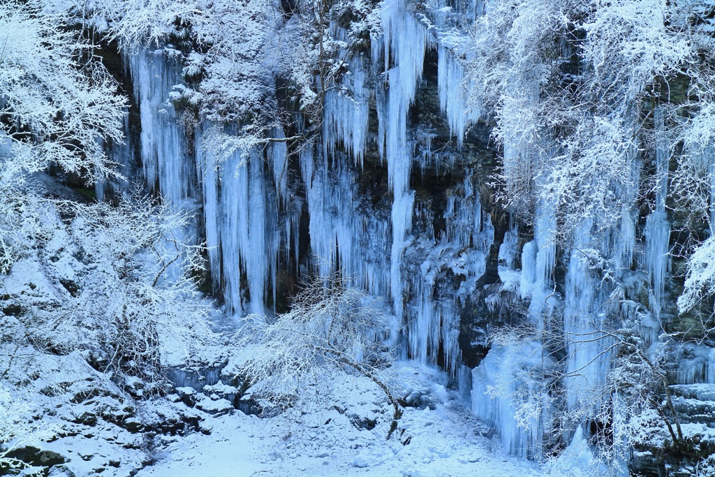 三十槌の氷柱-2