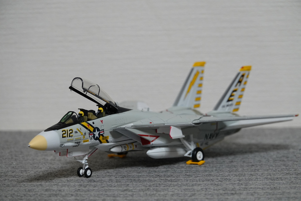 VF-142