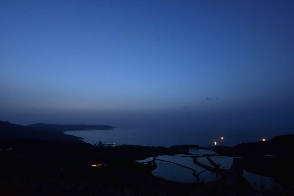 夕暮れの東後畑棚田