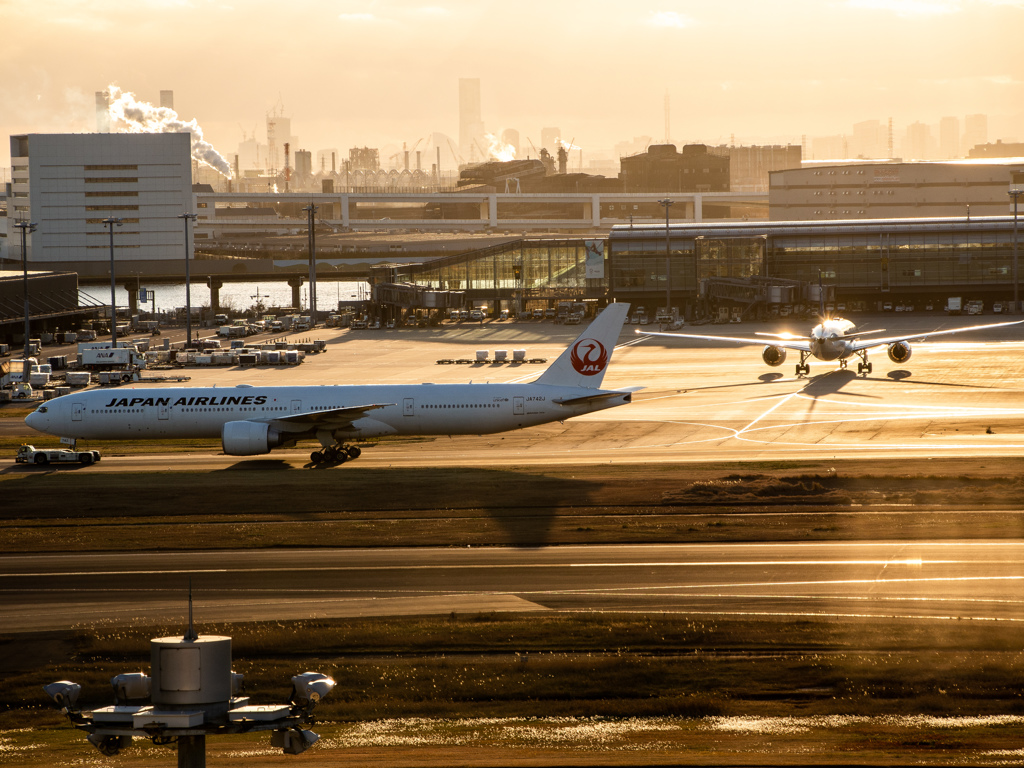 夕暮れの国際線ターミナル3