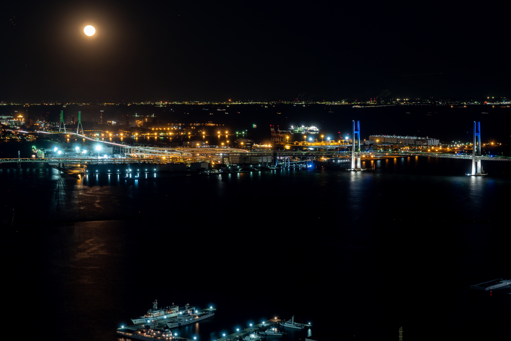 横浜夜景 横浜港