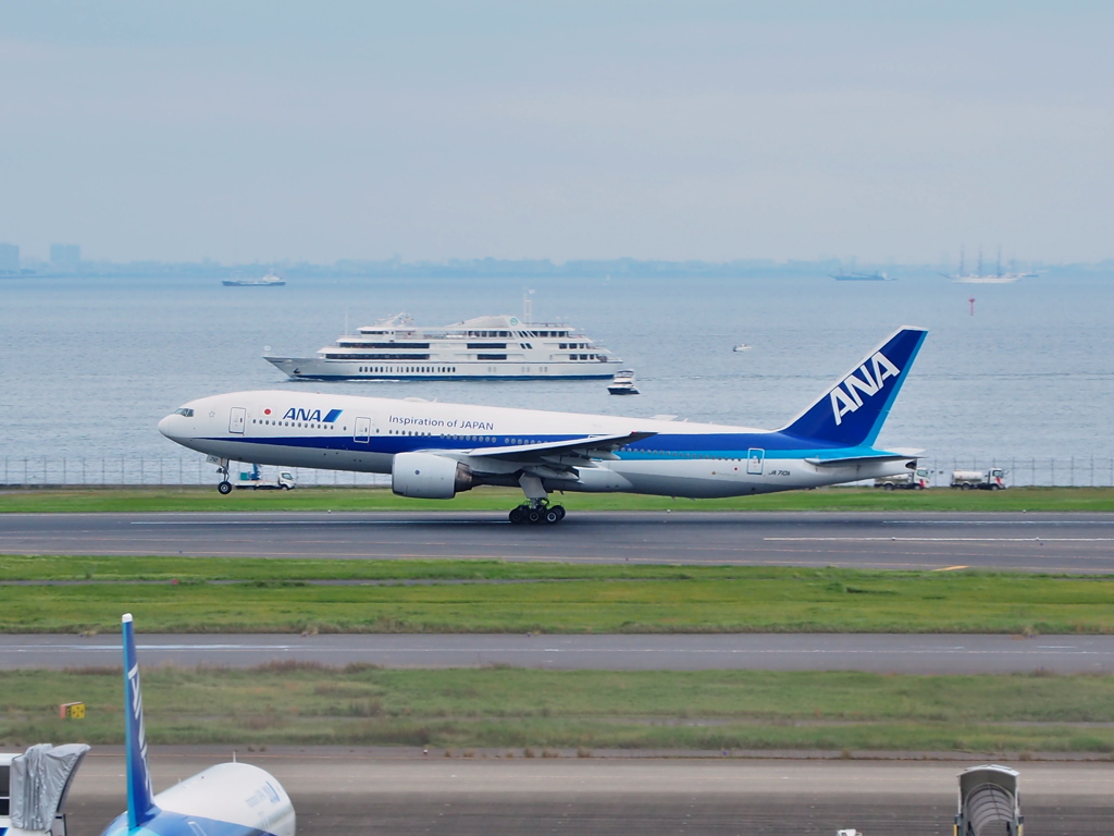 全日本空輸/ANA B777-200ER JA710A(羽田空港)