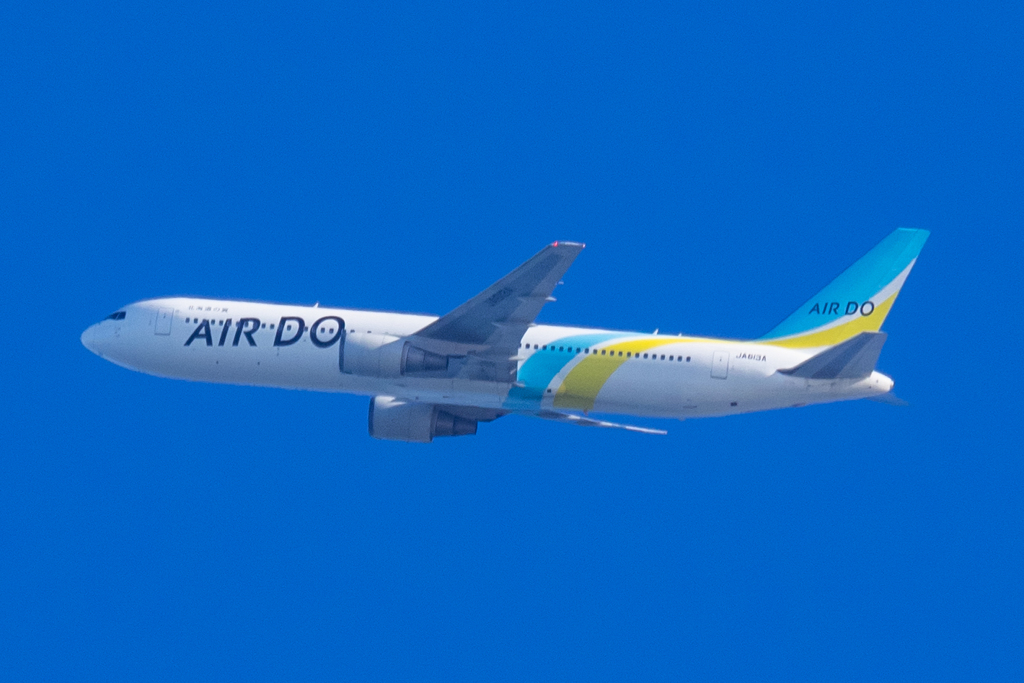 AIR DO B767-381ER JA613A