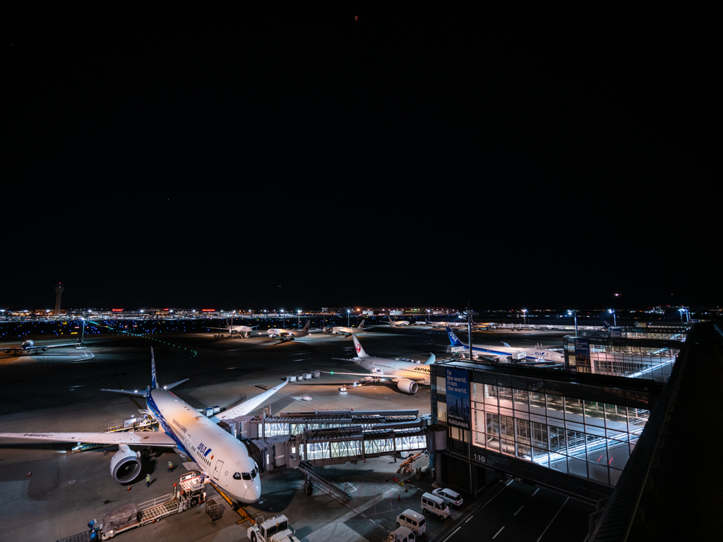 羽田空港夜景&皆既月食