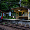 神様常駐の無人駅