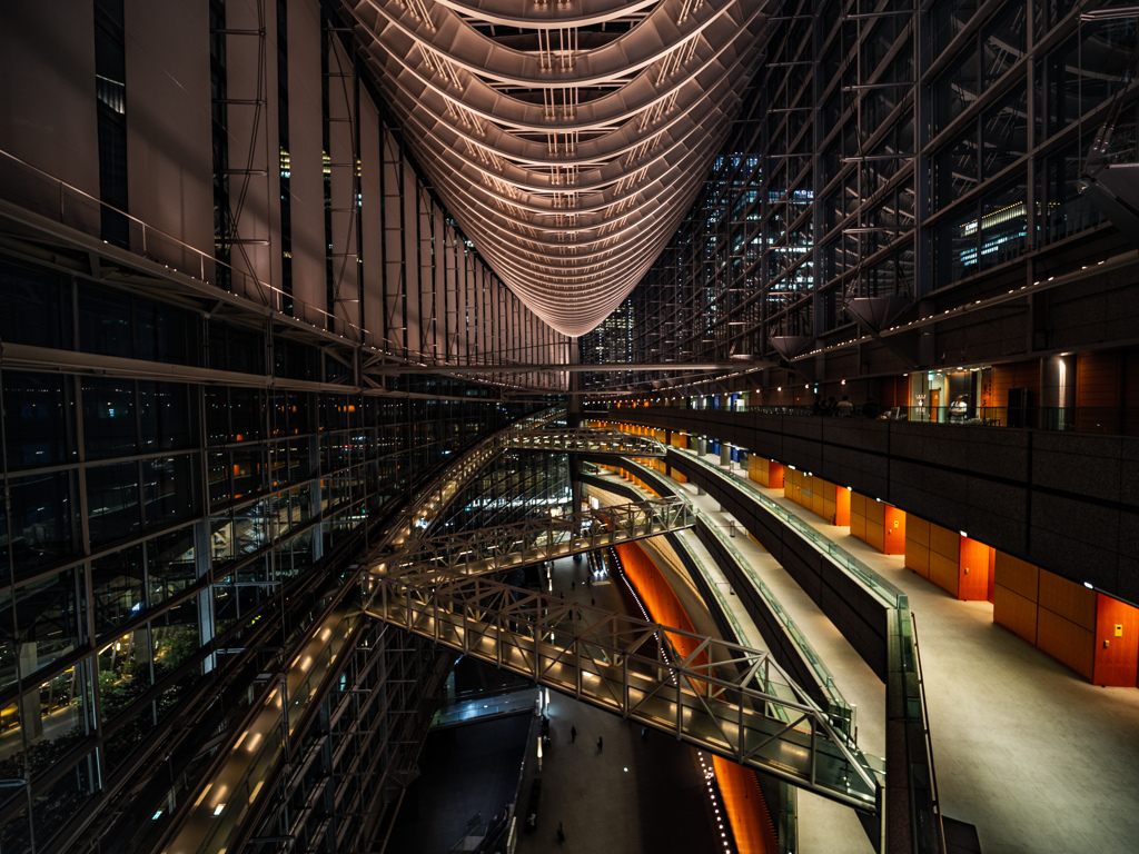 東京国際フォーラムガラス棟13