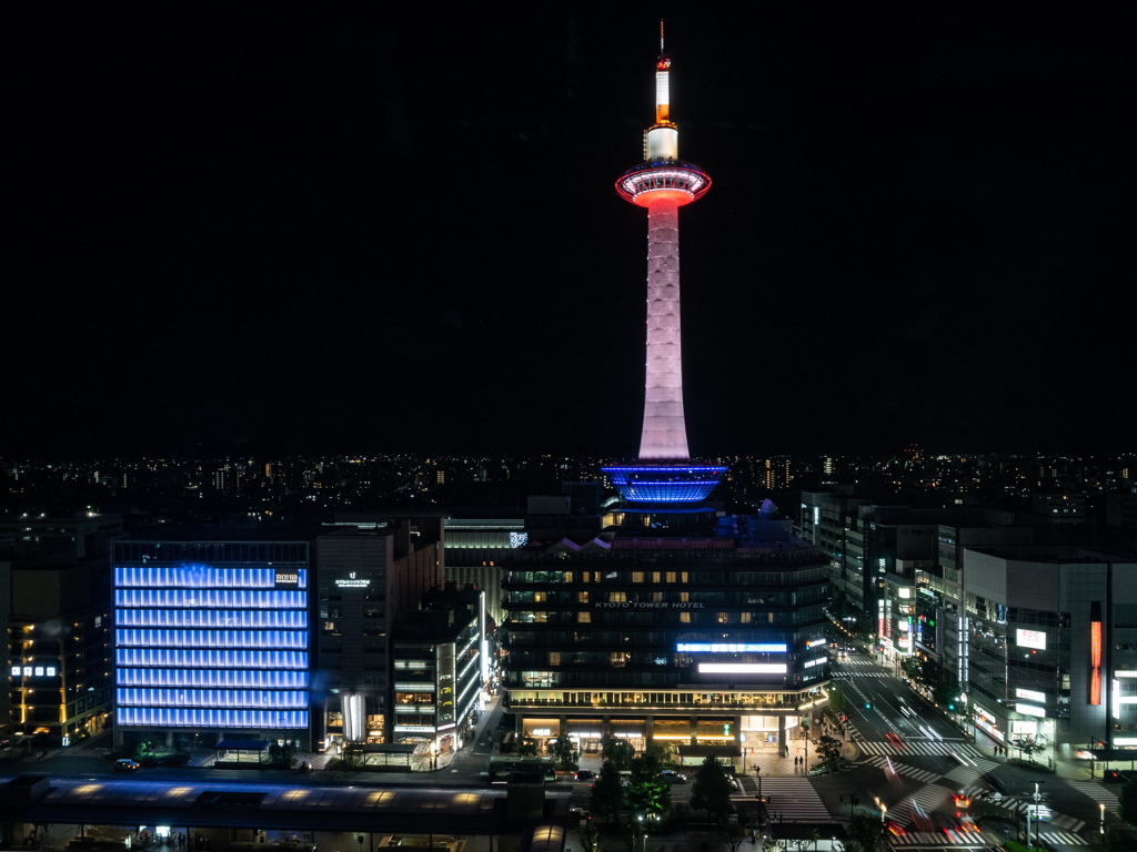 京都駅前夜景