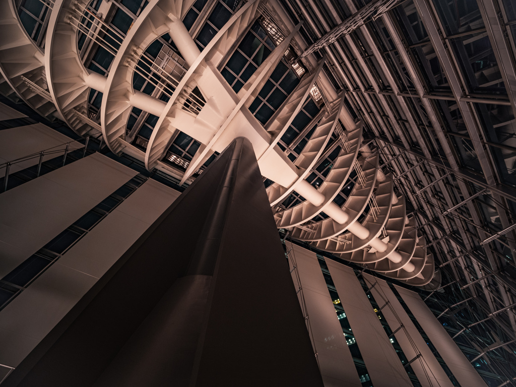 東京国際フォーラムガラス棟14