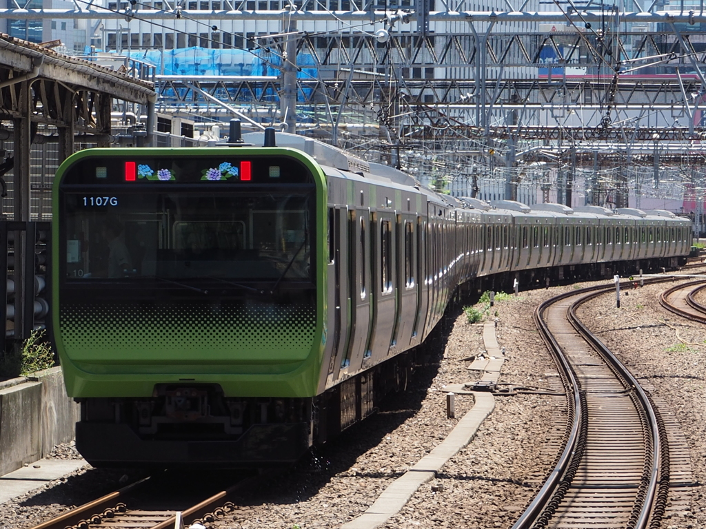 山手線 E235系(東京)