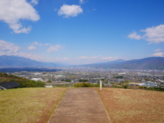 雨上がりの丘