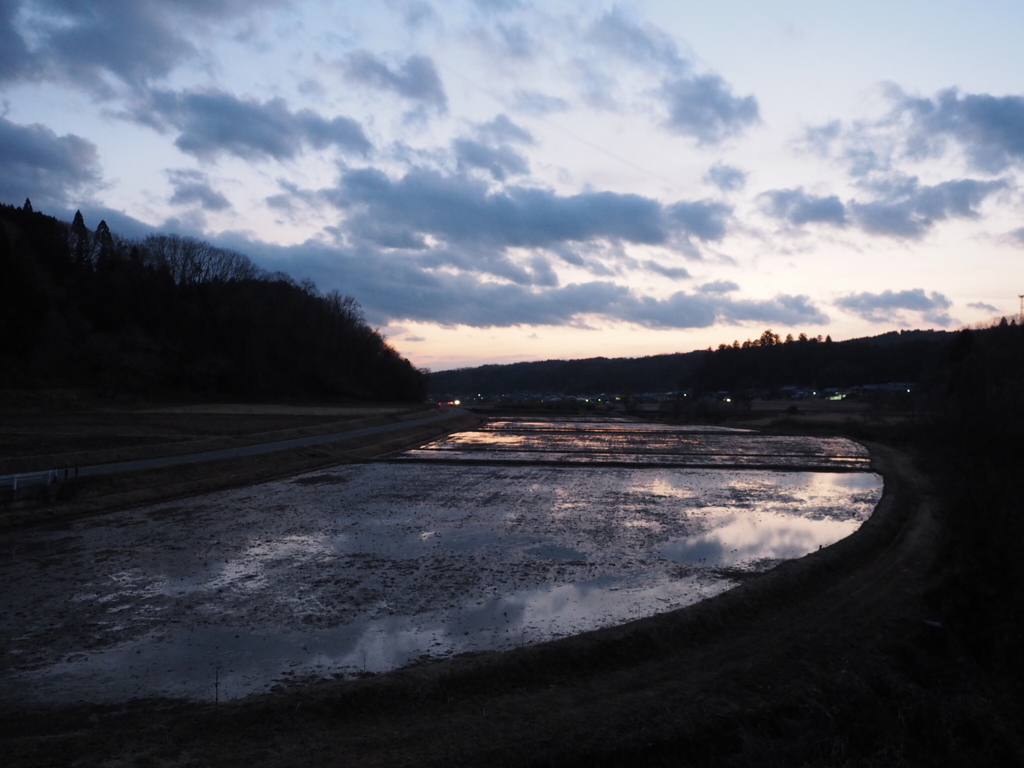 17:30