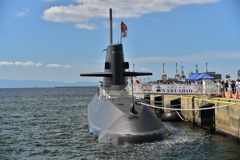 神戸港の潜水艦