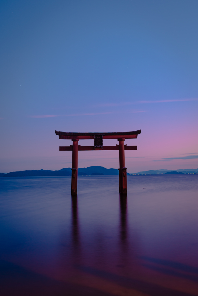 沈む夕日すら美しい