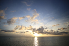 ☀