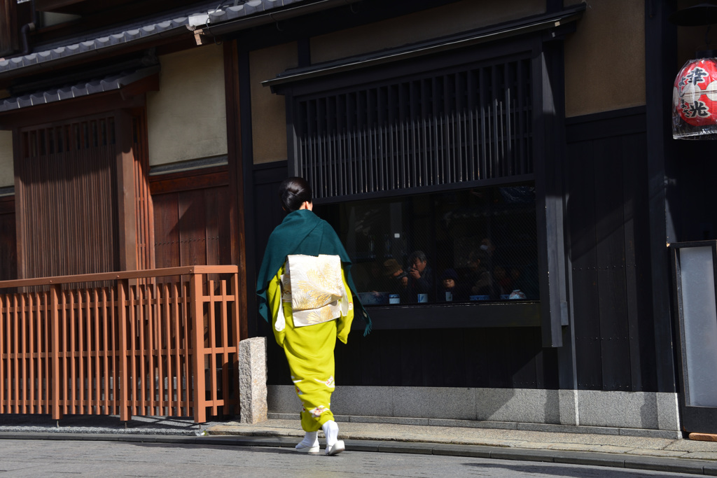 舞妓さんの始業式