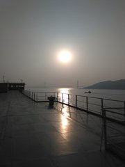 潮風と旭光