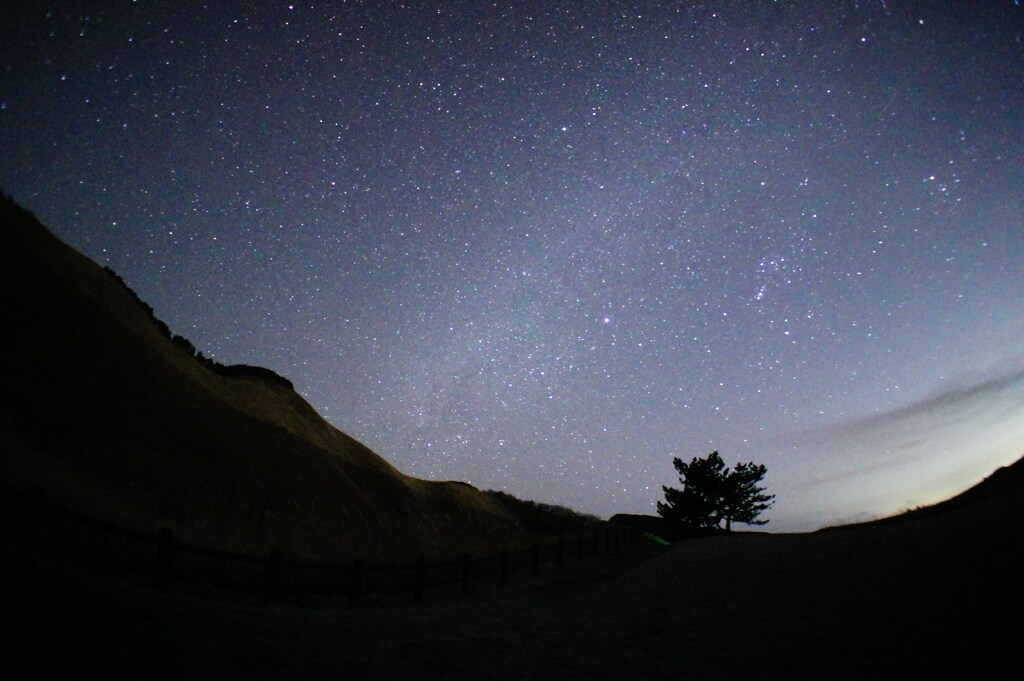 夜の曽爾高原