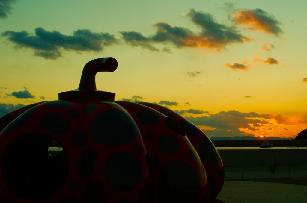 夕暮れと赤カボチャ