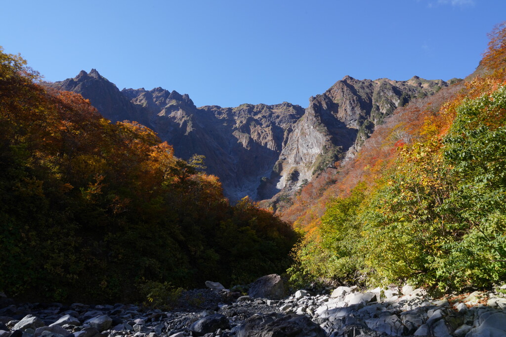 紅葉の一ノ倉沢