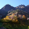 光差す岩稜