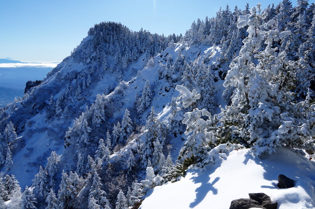 雪景色の黒斑山