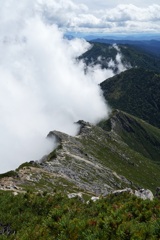 雲湧く常念岳の峰