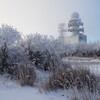 寒風吹く山頂