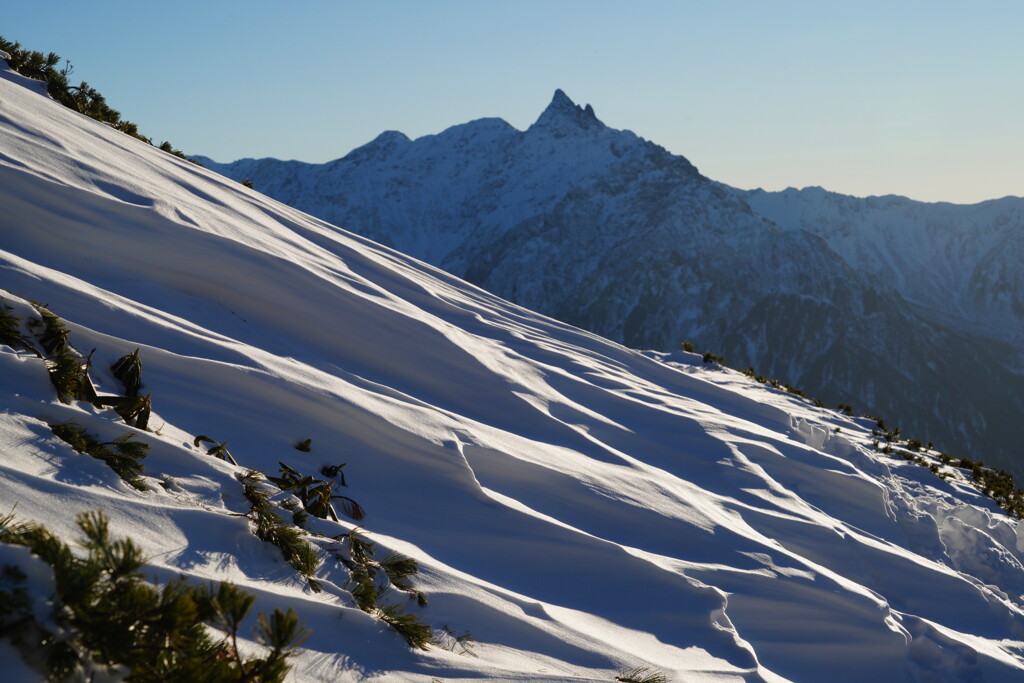 槍ヶ岳とシュカブラ