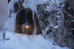 凍るランプの宿