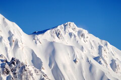 白馬山荘の影