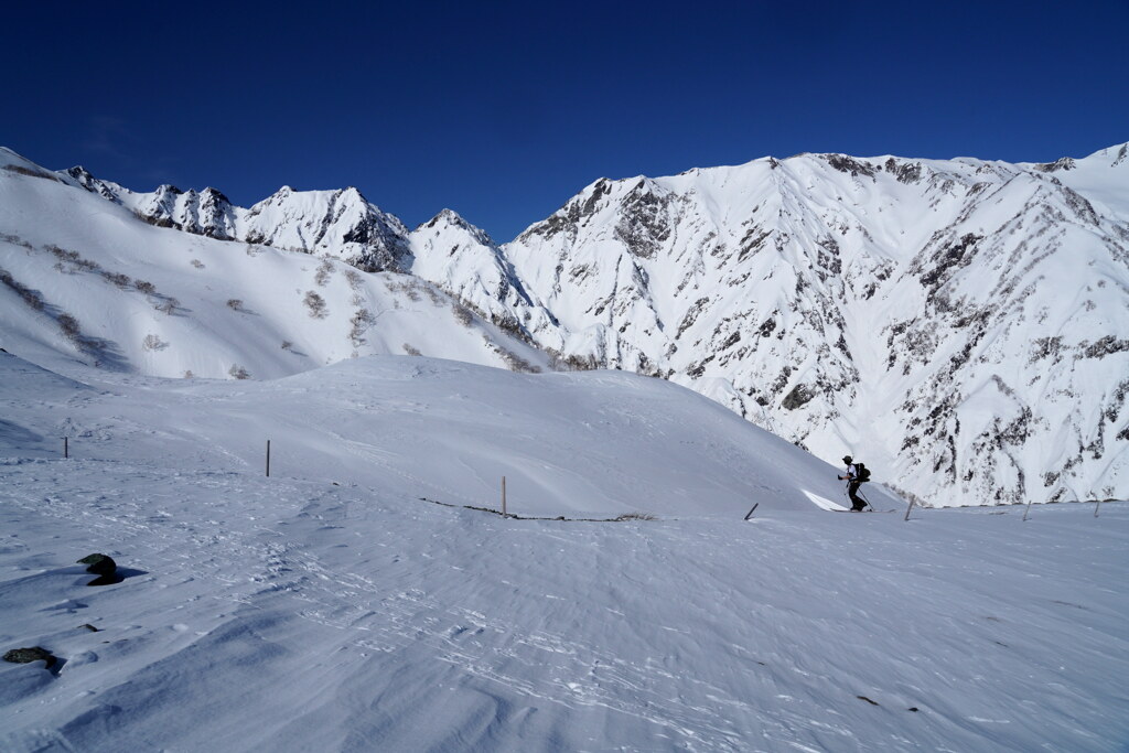 白銀に輝く白馬三山