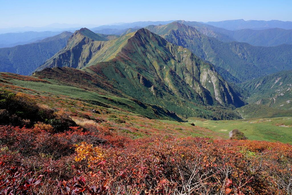 錦の尾根と谷川主脈