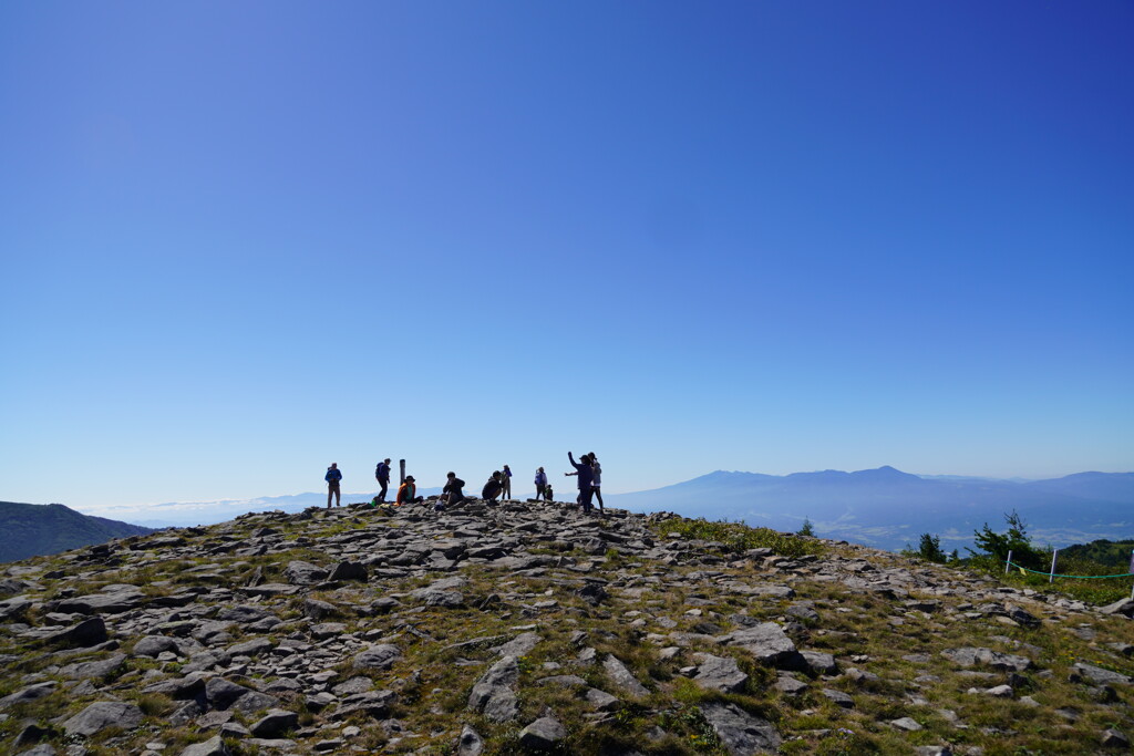 爽やかな山頂