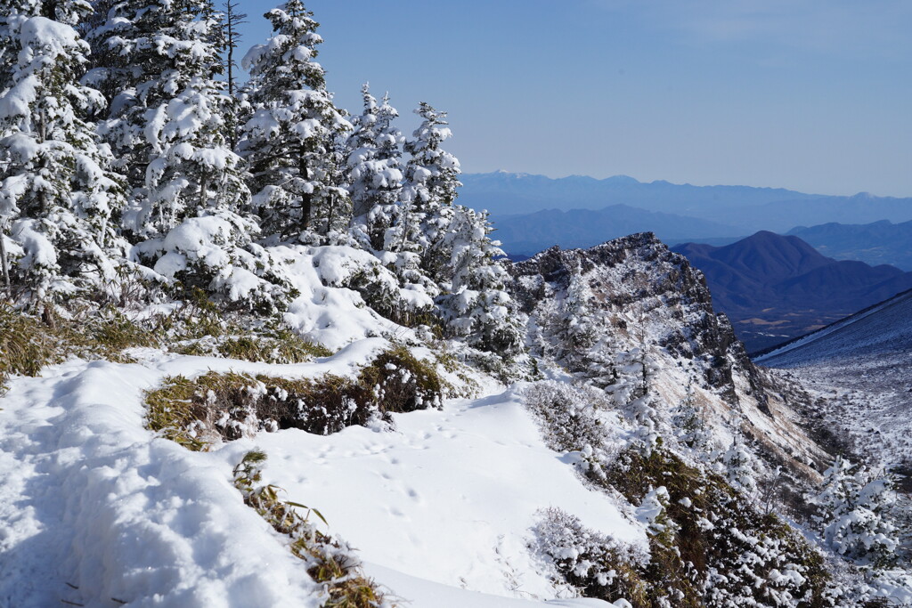 雪の外輪山ロード