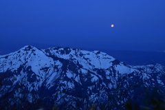 月と八海山