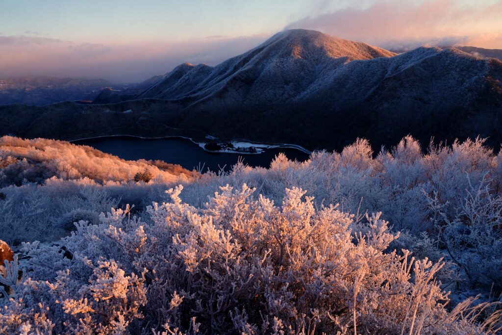 霧氷染まる黒檜山