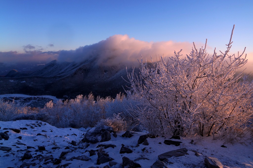 雪雲染まる黒檜山