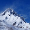 雪煙の岩稜