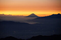 朝焼けの富士