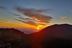 朝焼けに染まる浅間山