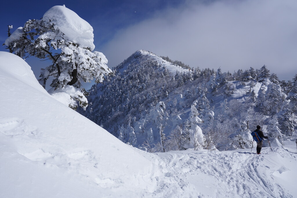 白銀の四阿山