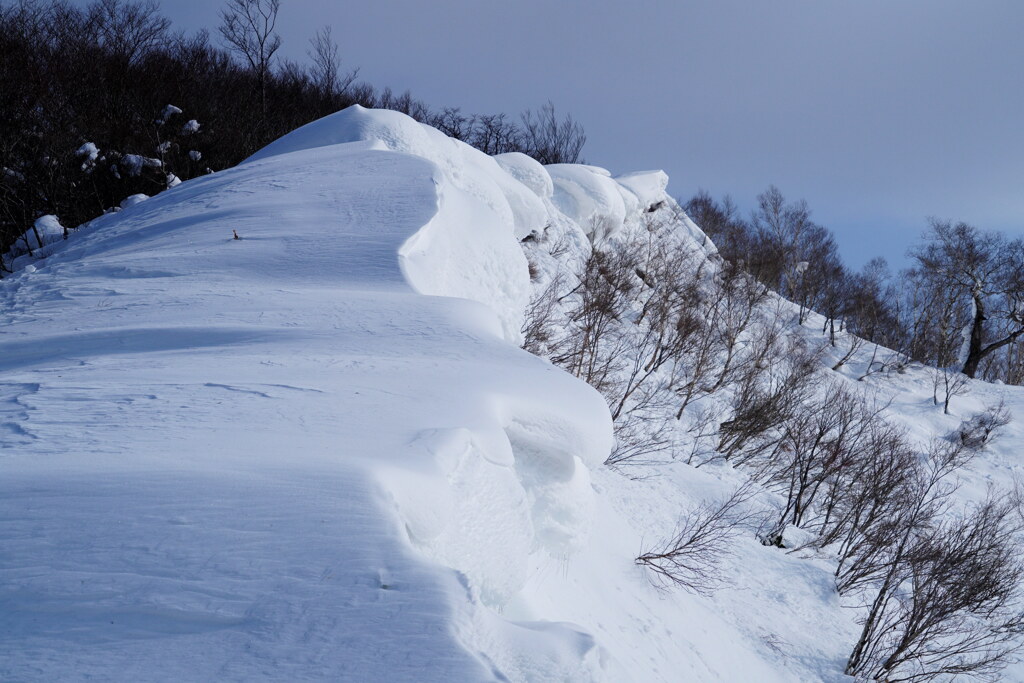 雪庇尾根