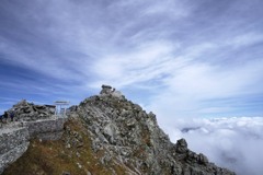 神宿る雄山