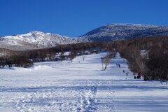 牧場から四阿山へ