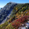 三段紅葉の黒斑山