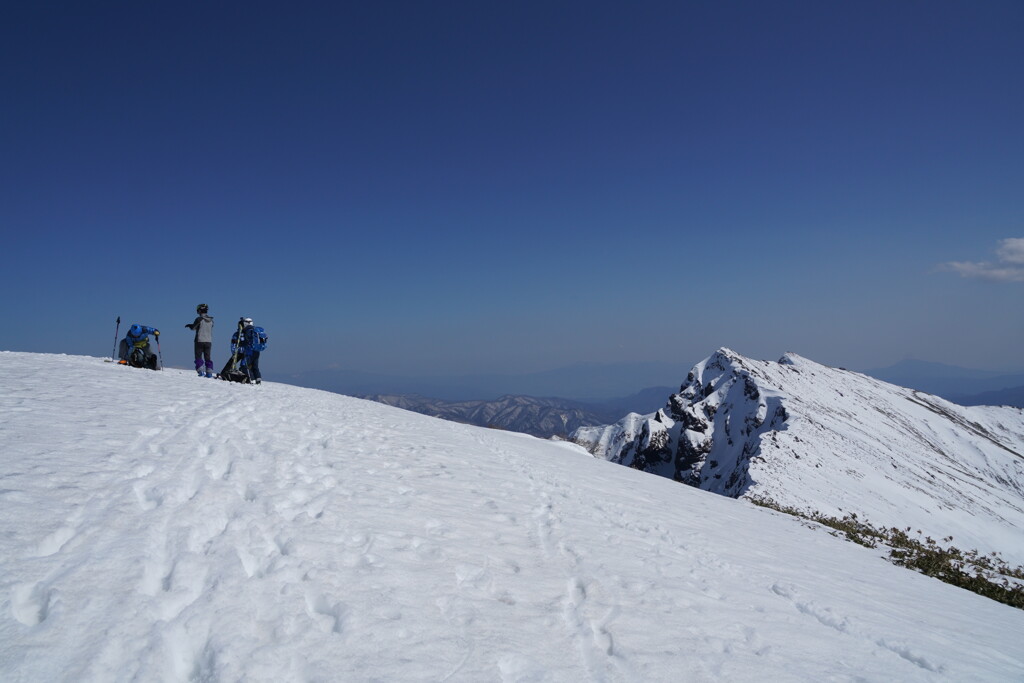 貸し切りの一ノ倉岳