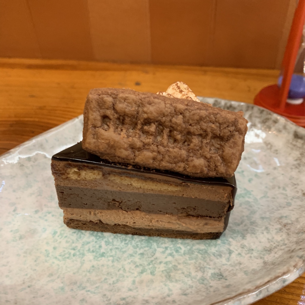 チョコレートケーキ