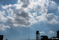 部屋からの夏雲