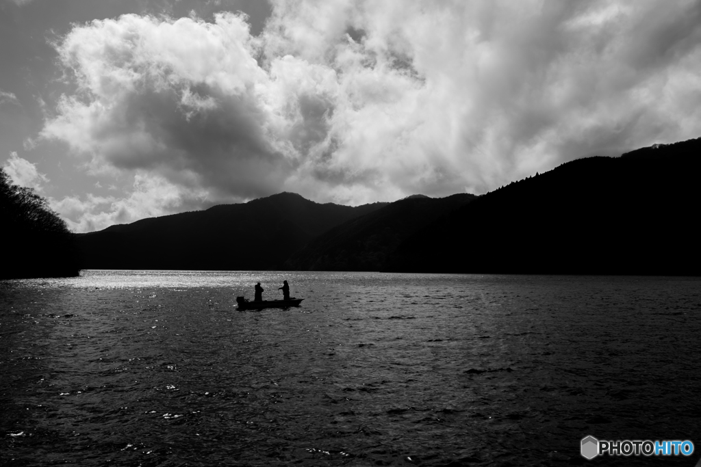 釣り人と雲