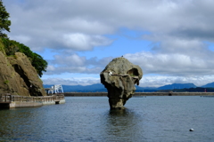瓶子岩